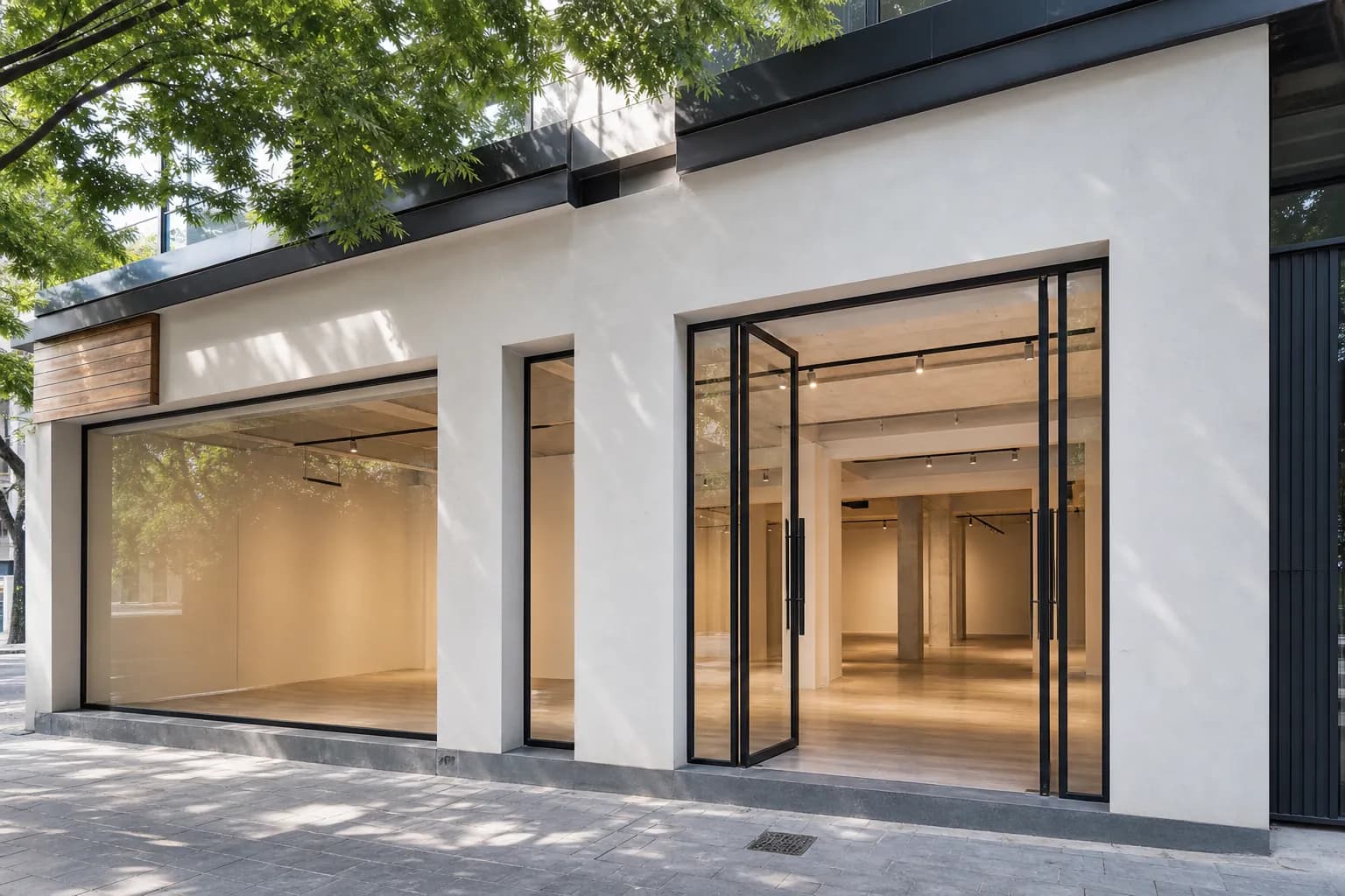 Commercial space for sale on Paseo Jurica
